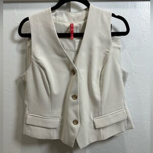 SPANX Carefree Crepe Vest & Shorts Set